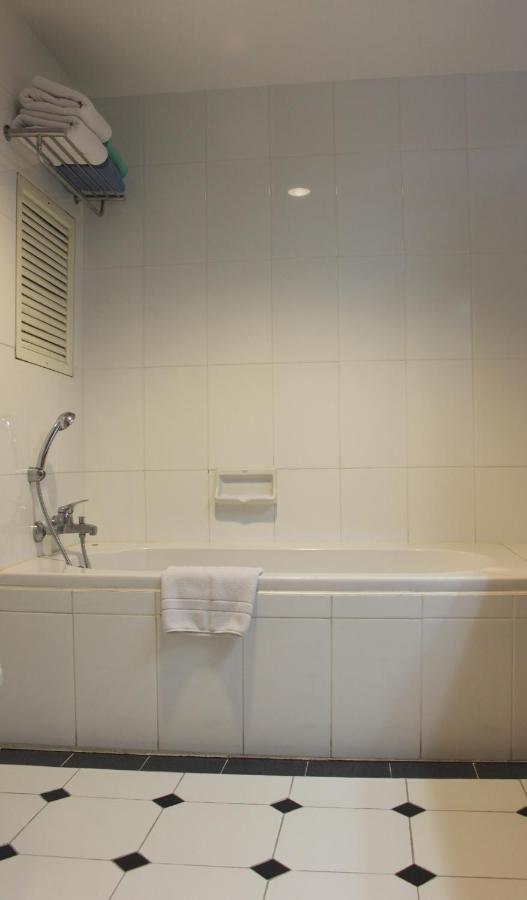 Lotus House Otel Jomtien Beach Dış mekan fotoğraf